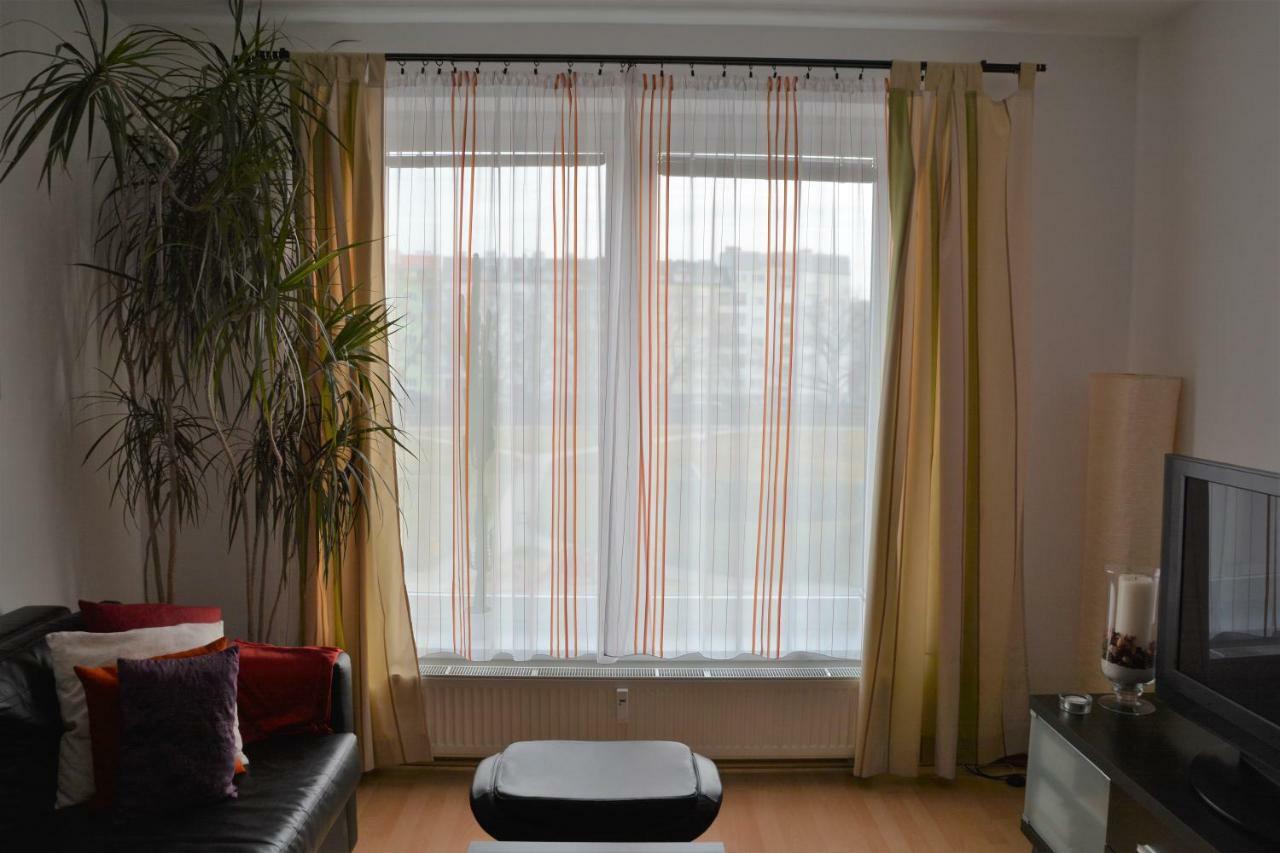 Apartman Zderadova Brno Eksteriør bilde